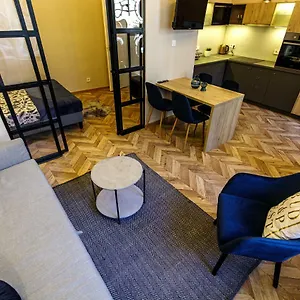 E13 - Elegant Apartament